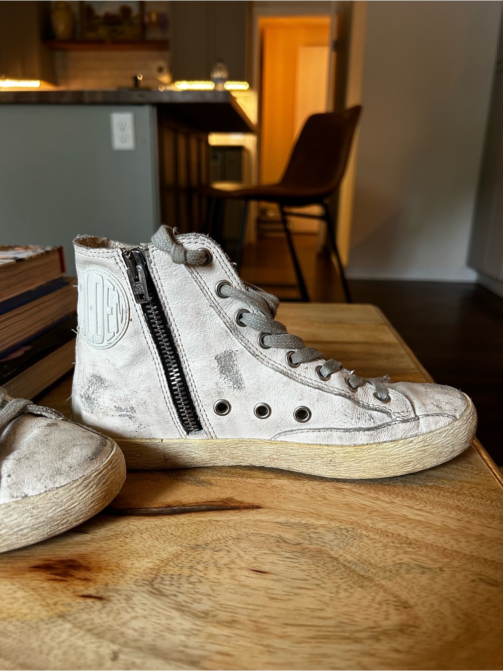 Golden Goose White High-Top Sneakers with Black Star - Picture 2 of 3